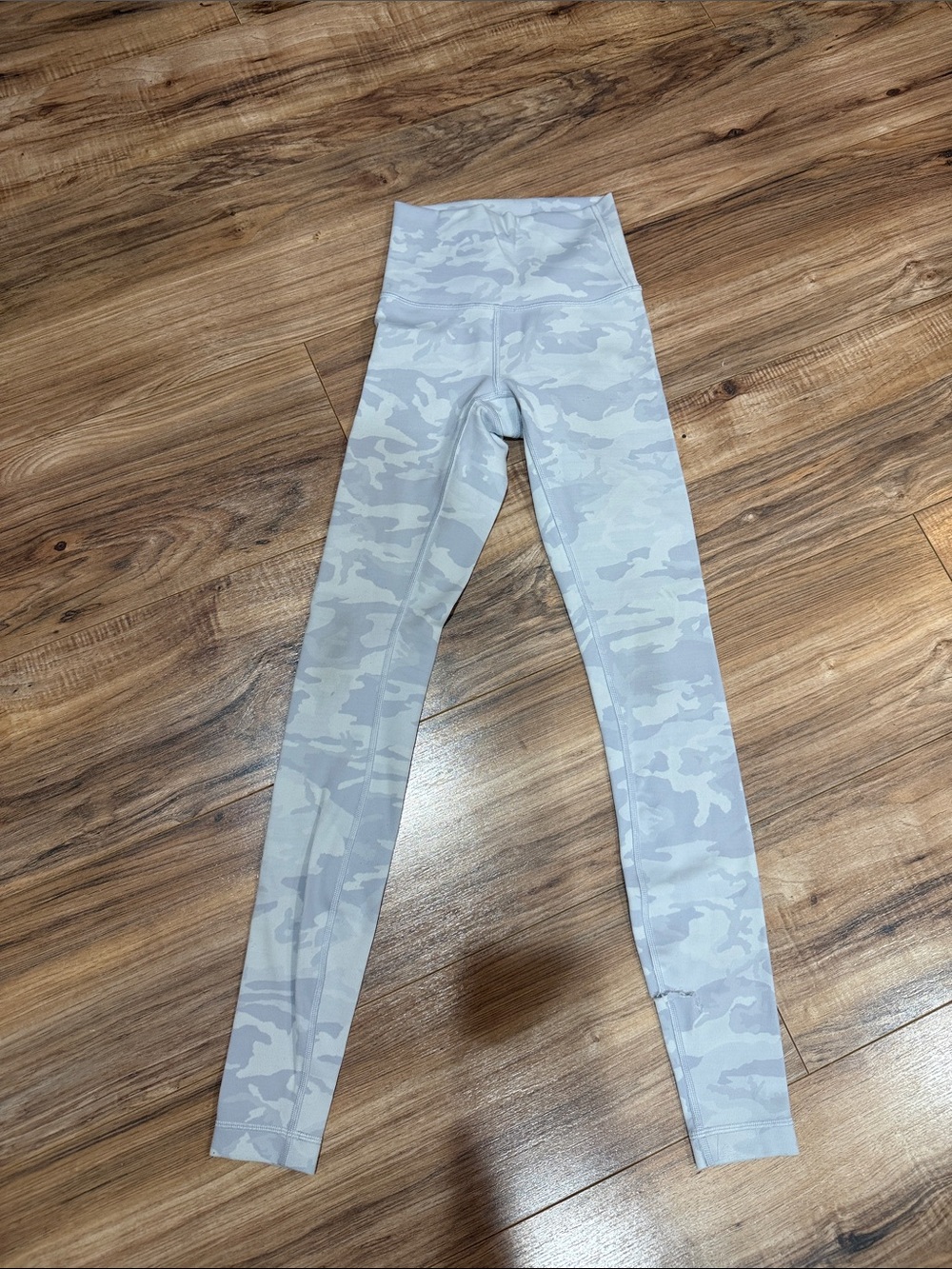 Lululemon women’s Camo Leggings